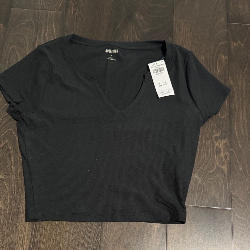 Hollister Women's Classic Black Tee